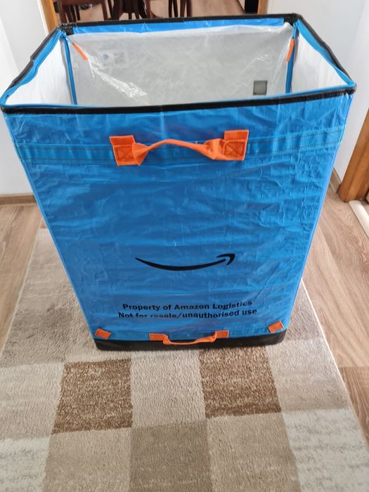 Vând saci  Amazon