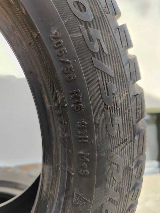 Цена за 4 бр. Зимни гуми, Pirelli, SottoZero3, Runflat, 205/55 R16 91H