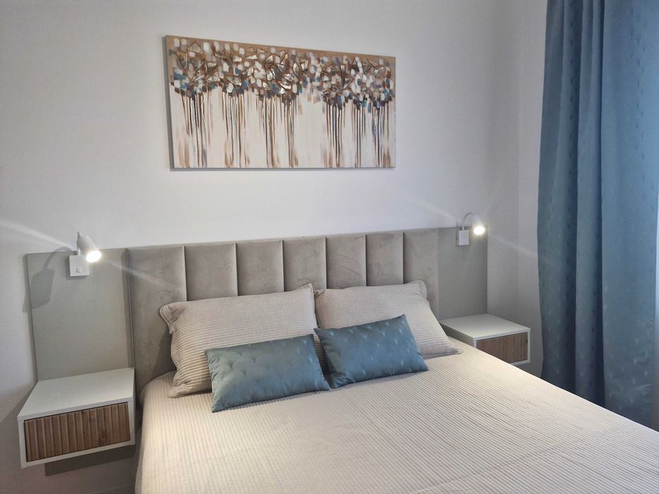 Apartament 3 cam, central, bloc nou