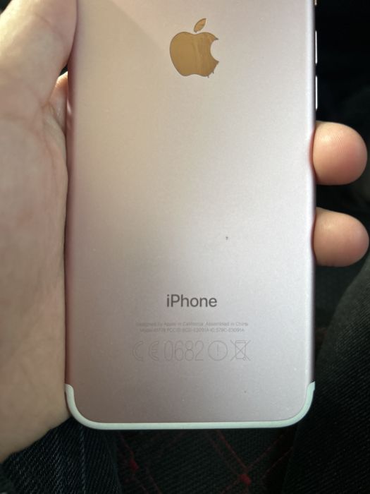 Iphone 7 не рабочий !!! Можно на запчасти