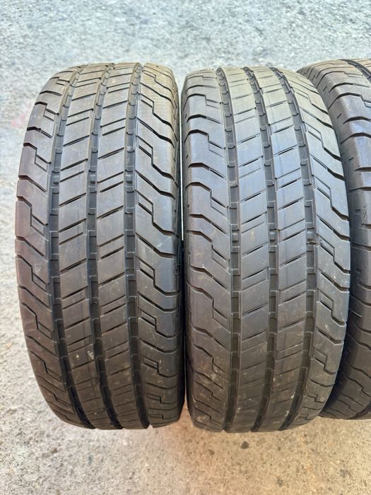 4 броя Летни Гуми 215/70/15C 109/107S CONTINENTAL ДОТ: 0620