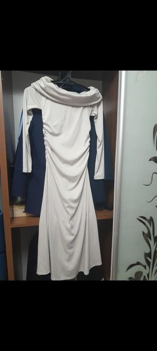 Платье Zara       .