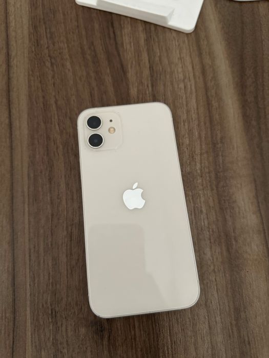 İphone 12 64gb отлично състояние
