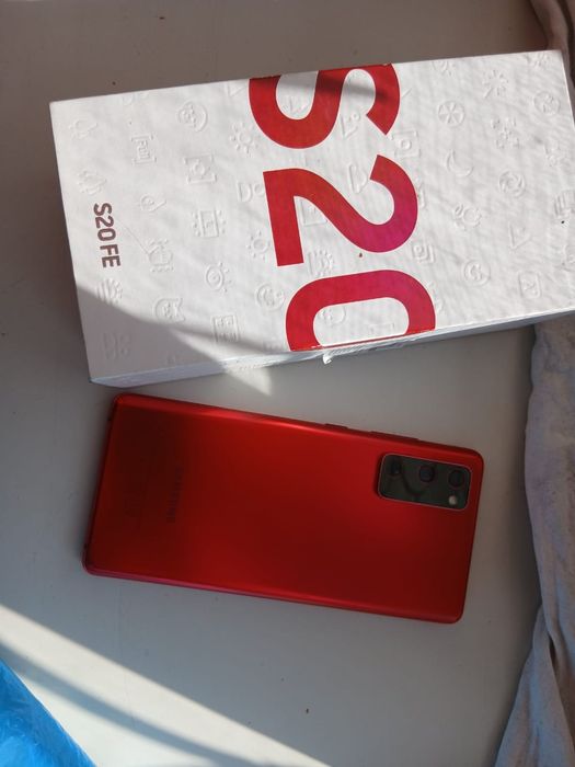 Обменяю Samsung S20 fe