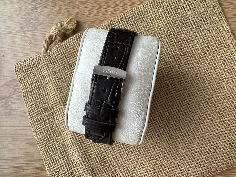 Oris Classic Date Automatic Silver Dial Brown Leather