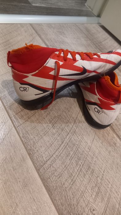 Детски футболни стоножки номер 35.5