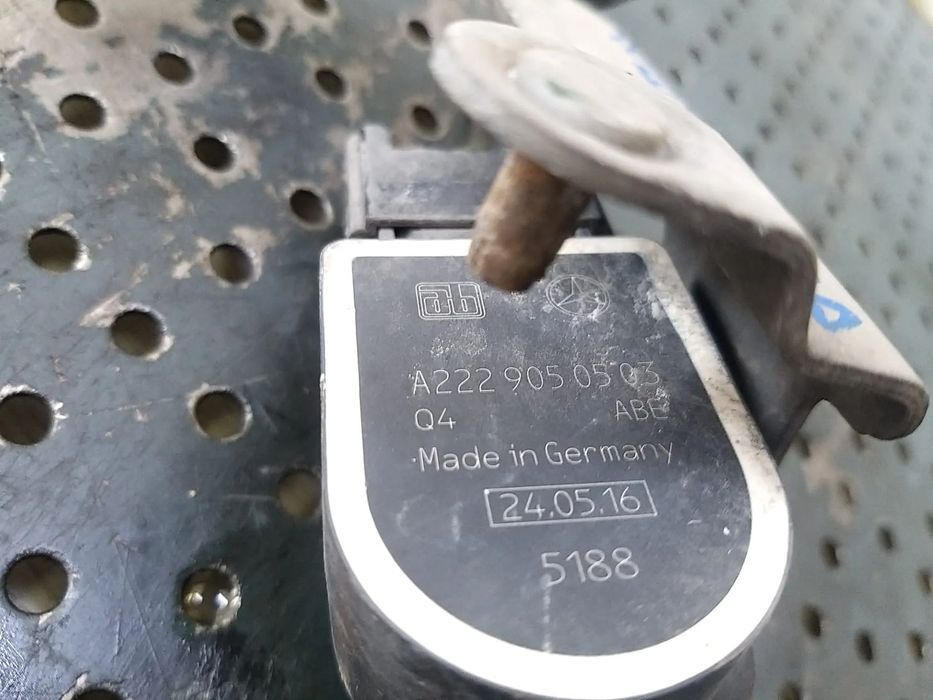 Senzor nivel far dreapta spate mercedes c class w205 a2229050503