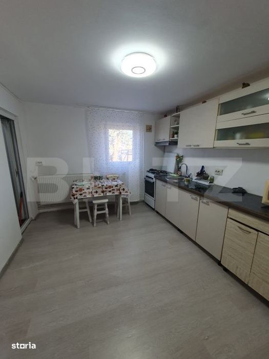 Casa din caramida, semifinisata, 86 mp, teren 360 mp, zona Dragomires