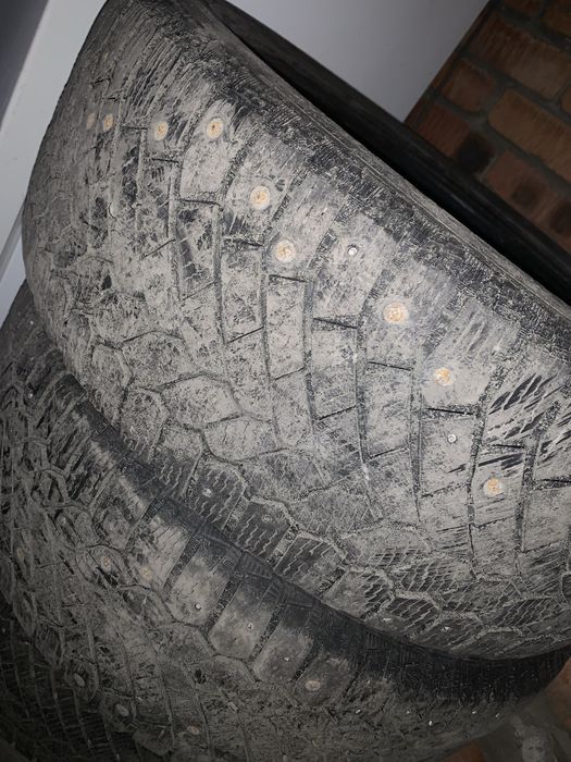 Продам шины б/у