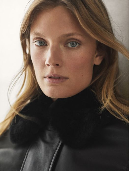 Geaca din piele Massimo Dutti cu guler de blana