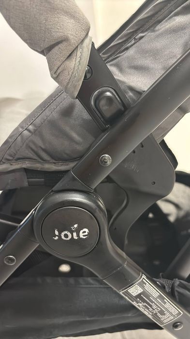 Cărucior ultracompact Joie Tourist