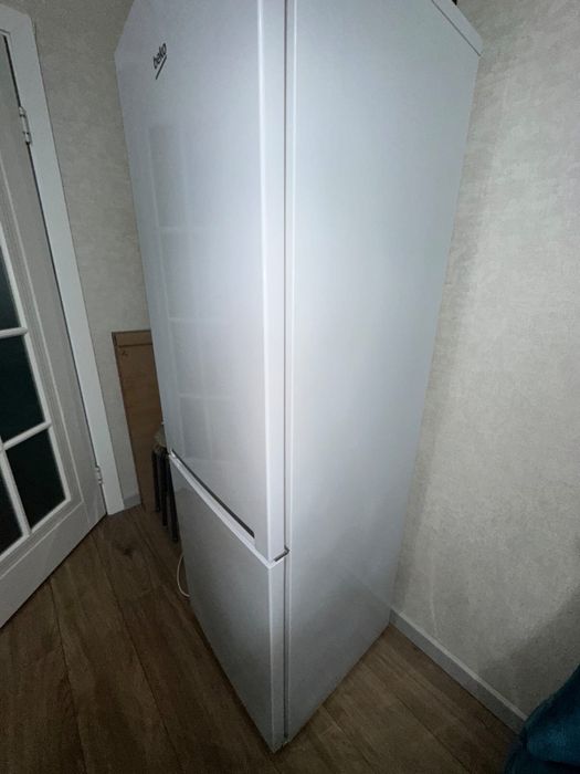 Холодильник бу хорошее состояние