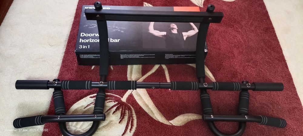 Турник настенный для дома