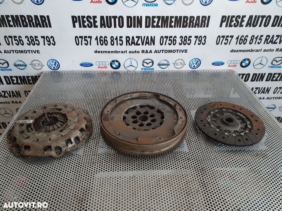 Kit Ambreiaj Volanta Masa Dubla BMW E90 E91 E87 E60 E61 F10 2.0 Diesel Motor N47 Kit Ambreiaj Volant