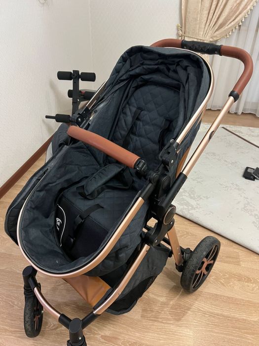 Коляска в хорошем состоянии