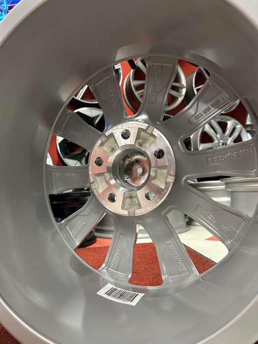 17ц 5х112 VW Golf/Touaran/Caddy/Tiguan/Skoda Octavia/Audi A4/А6/Q3/Q5