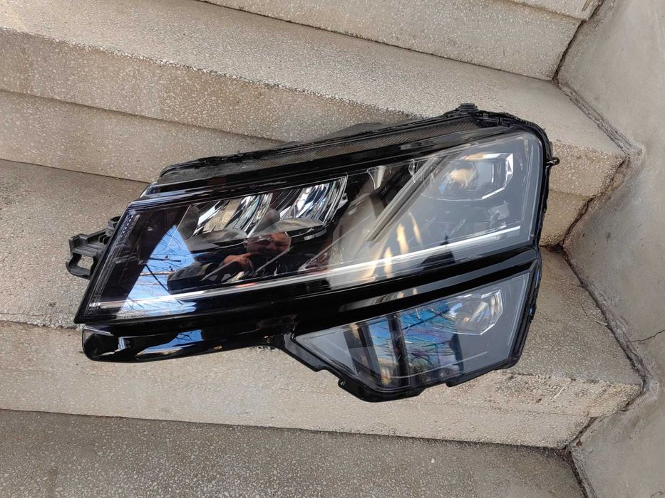 Фар Skoda Karoq LED ляв / Фар Шкода Карок Оригинален