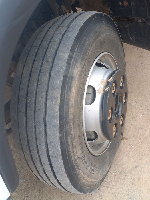 Isuzu 5 tonalik metan 5ta 60talik balon diskalari yangi