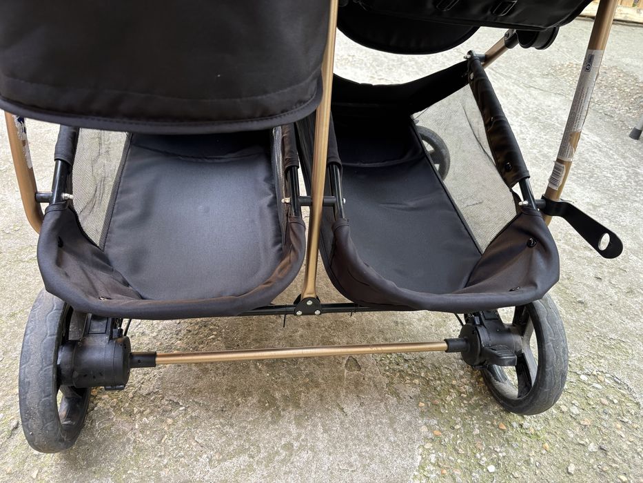 Carut gemeni pliabil Chipolino Duo Smart