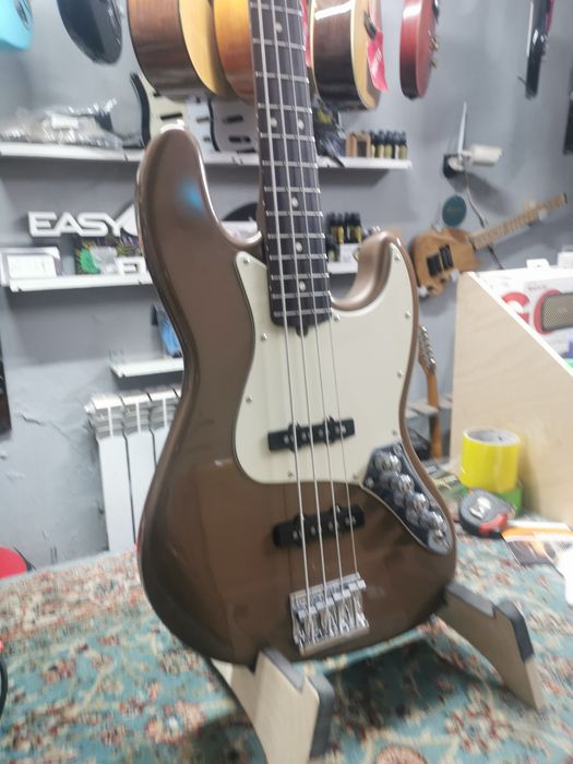 Fender Player Jazz Bass custom (после покраски)