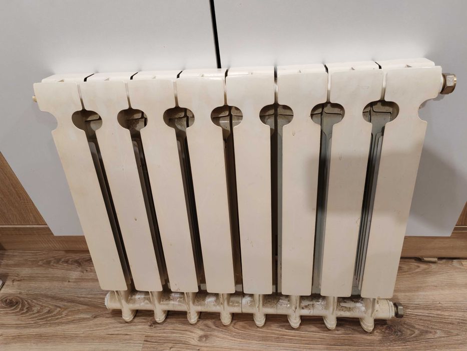 Алуминиеви радиатори 50 см височина между тръбите