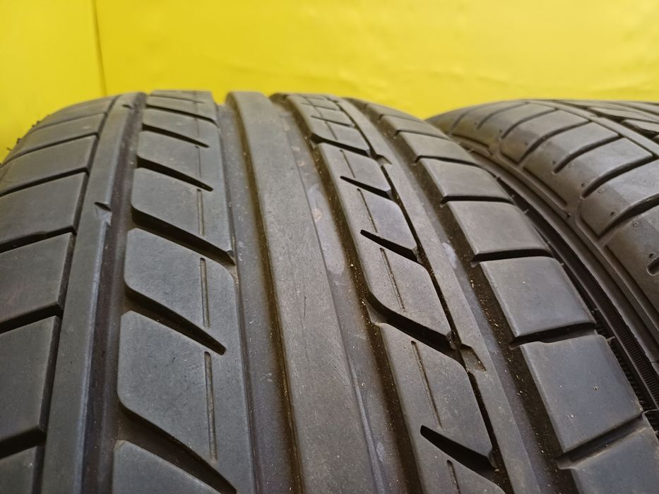 Шины 225/55 R16 Goodyear комплект.