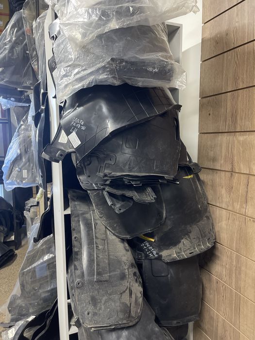 Подкрылки Локеры Подкрыльник