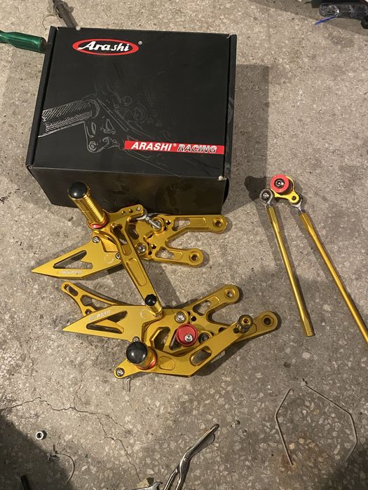 Спортни степенки Honda CBR1000RR 04-07година