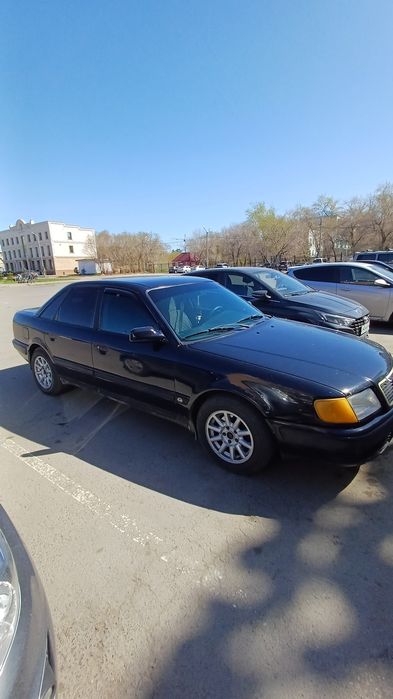 Продам ауди 100с4 2.6