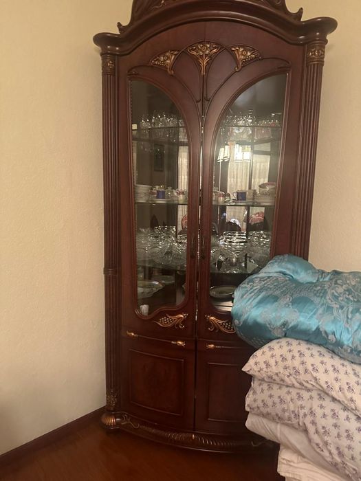 Сервант для посуды