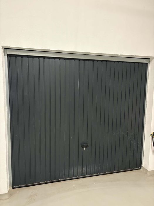 Novoferm Гаражна врата летящо крило махова