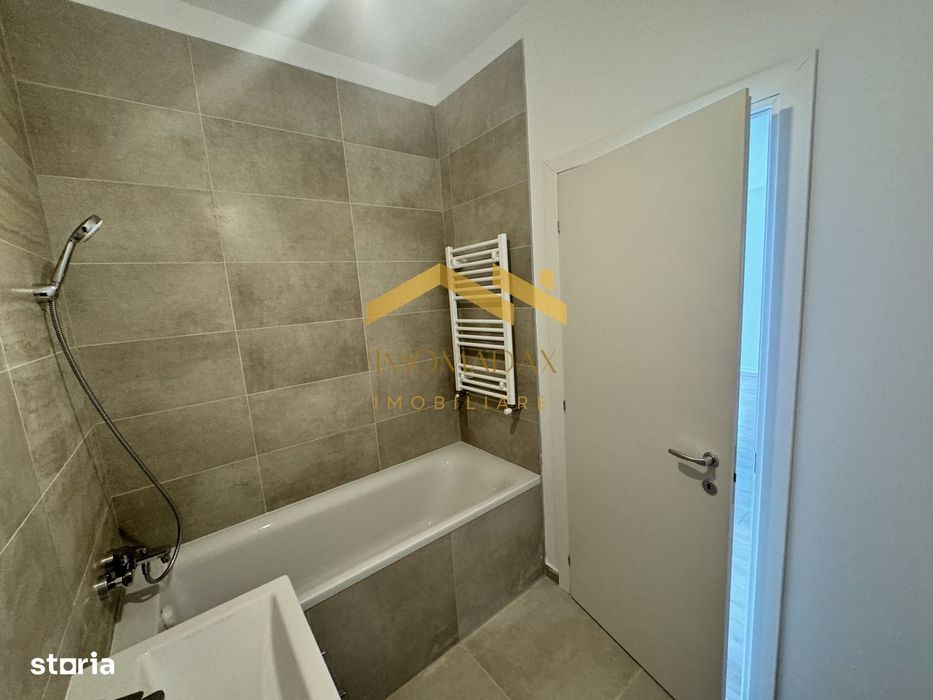 Aradului-3 Camere-Etaj 1
