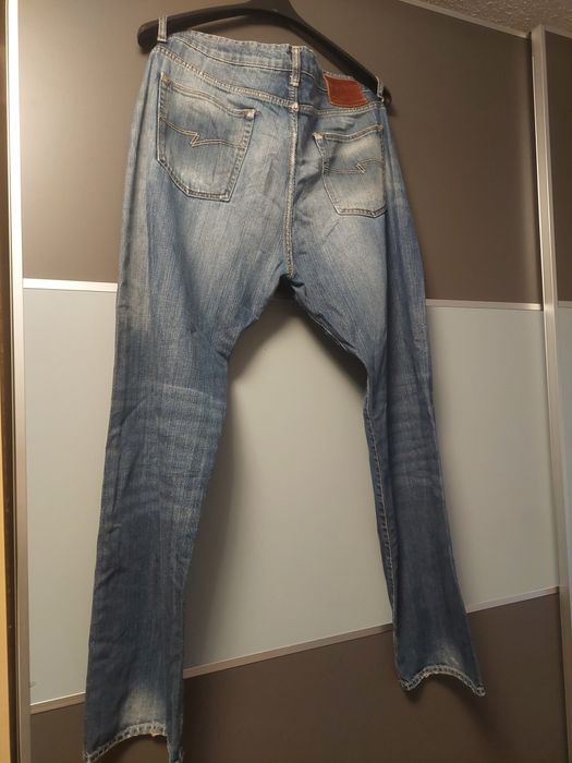 Blugi rupți mărimea W36/L32