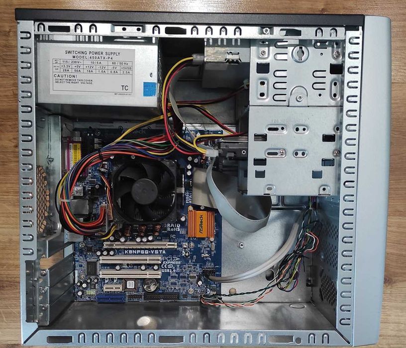 Стар компютър с Win XP