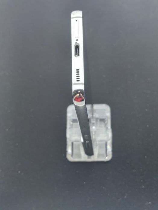 Samsung Galaxy S22 5G  128 GB ID-rdf692