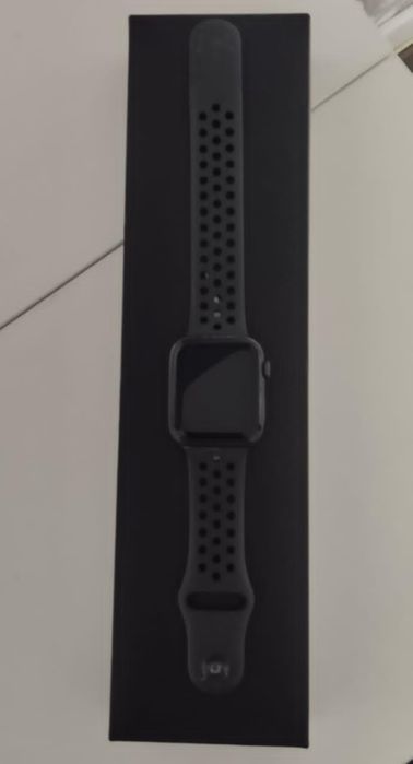 Продам iPhone 15 plus в хорошем состоянии
