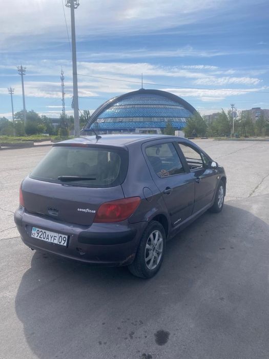 Продаю машину срочно