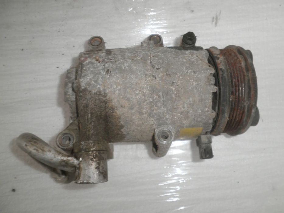 Compresor AC Ford Focus 2 1.6 Benzina 3N5H-19D629-PF 3N5H19D629PF