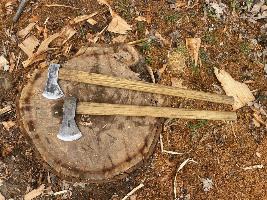 Topoare pentru drumeții