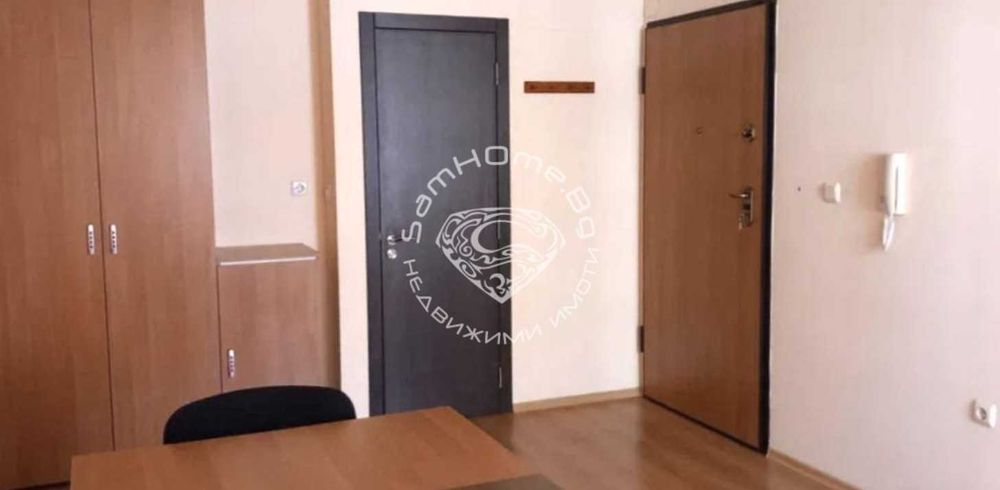 Дава се под наем Офис в Варна, Лятно кино Тракия - 26 кв.м за 255 € - Снимка #2