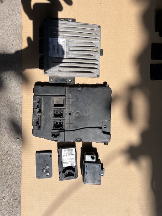 Vand kituri pornire Renault megane 2/diesel si benzina