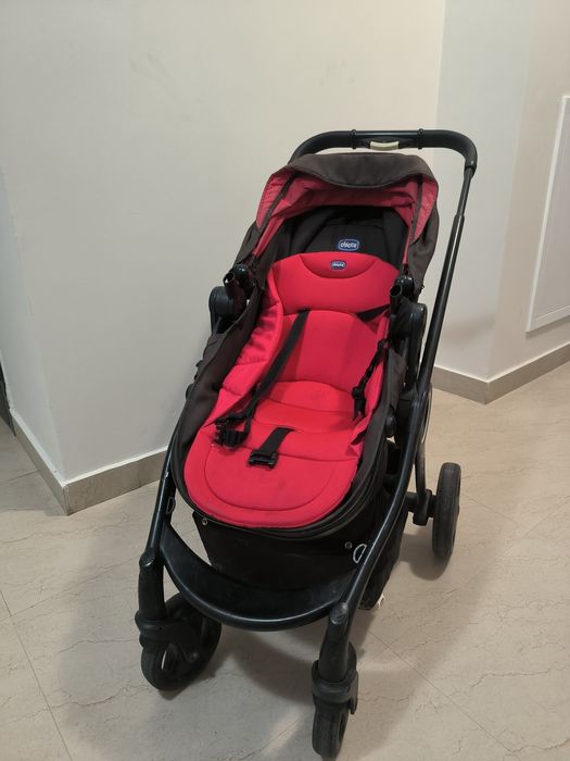 Продам коляску Chicco