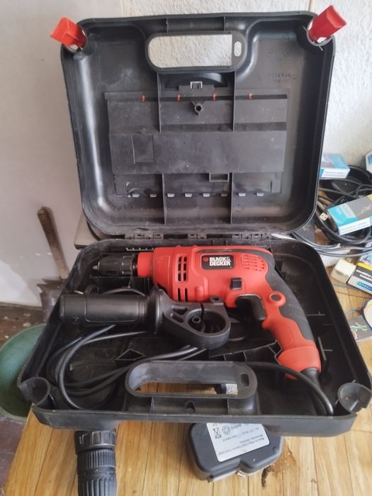 Бормашина black & decker