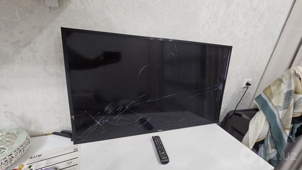 43 talik Samsung Tv oynasi singan