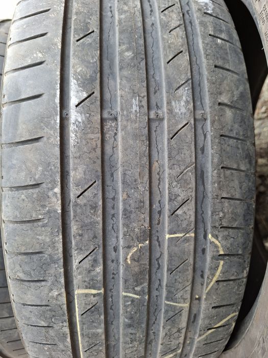 Продам шины. 225/45/19  кумхо