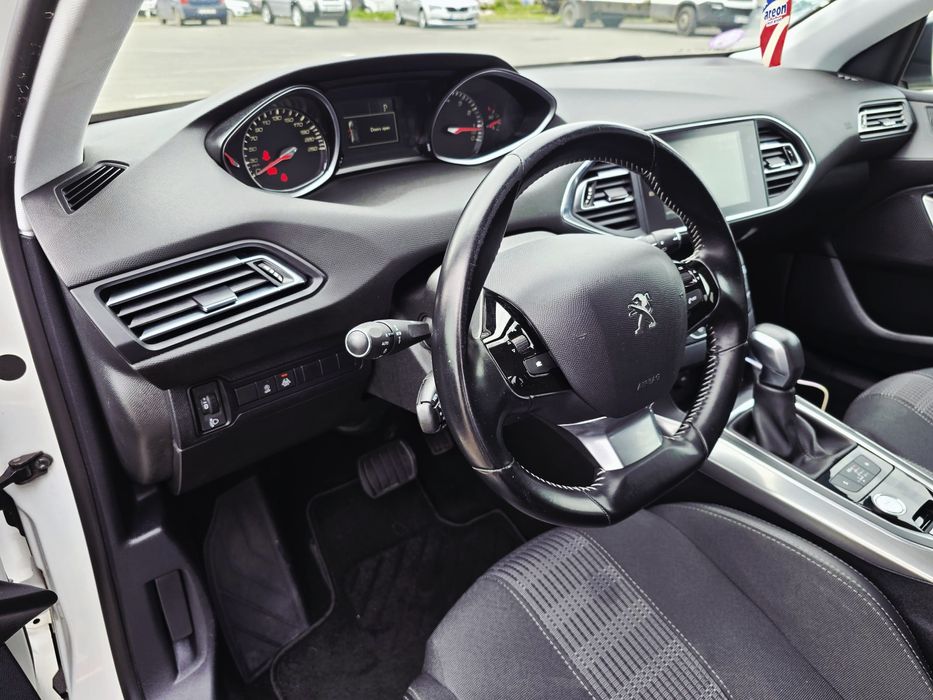 Peugeot 308 1.2 L PureTech Automata