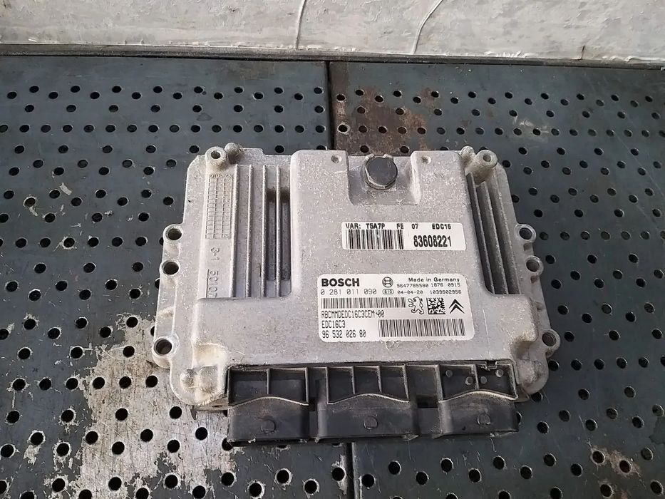 Ecu calculator motor 1.4 hdi peugeot 307 0281011090 9647785580 9653202680