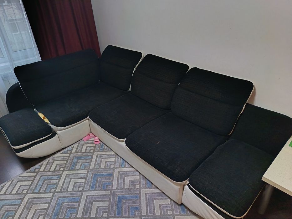 Vând canapea-colțar