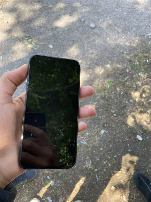 Айфон 13 акб 81.