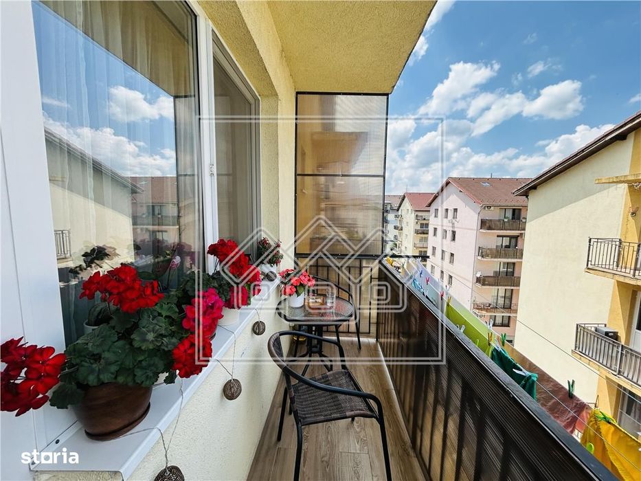 Apartament 3 camere, balcon, loc de parcare - Turnisor — fotografia 1